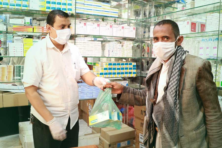 Distribution of free medicines